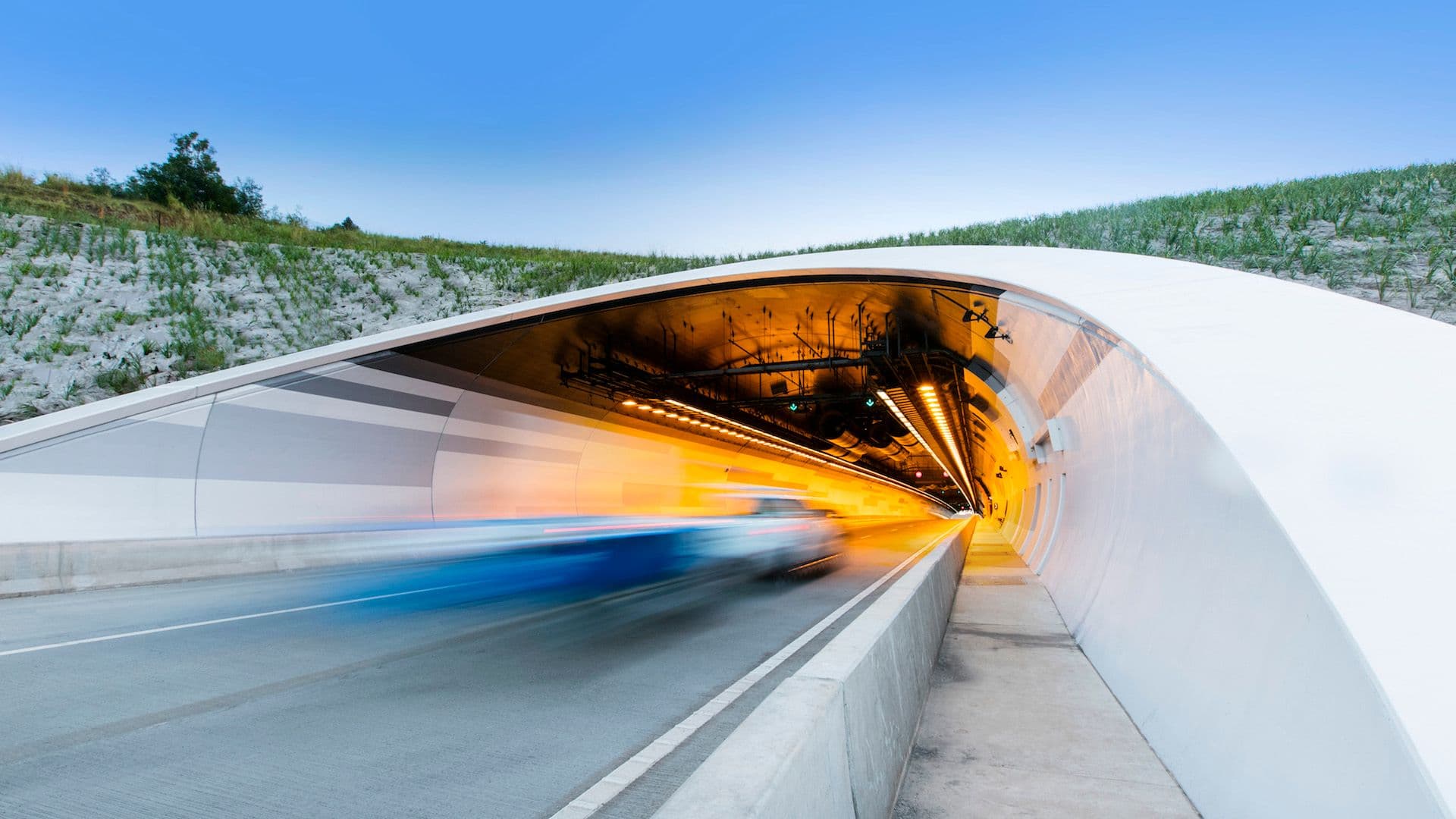 Byron Bay Tunnel